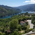 Merck Gerês Villa