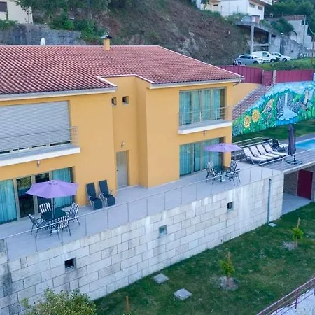 Merck Gerês Villa Rio Caldo